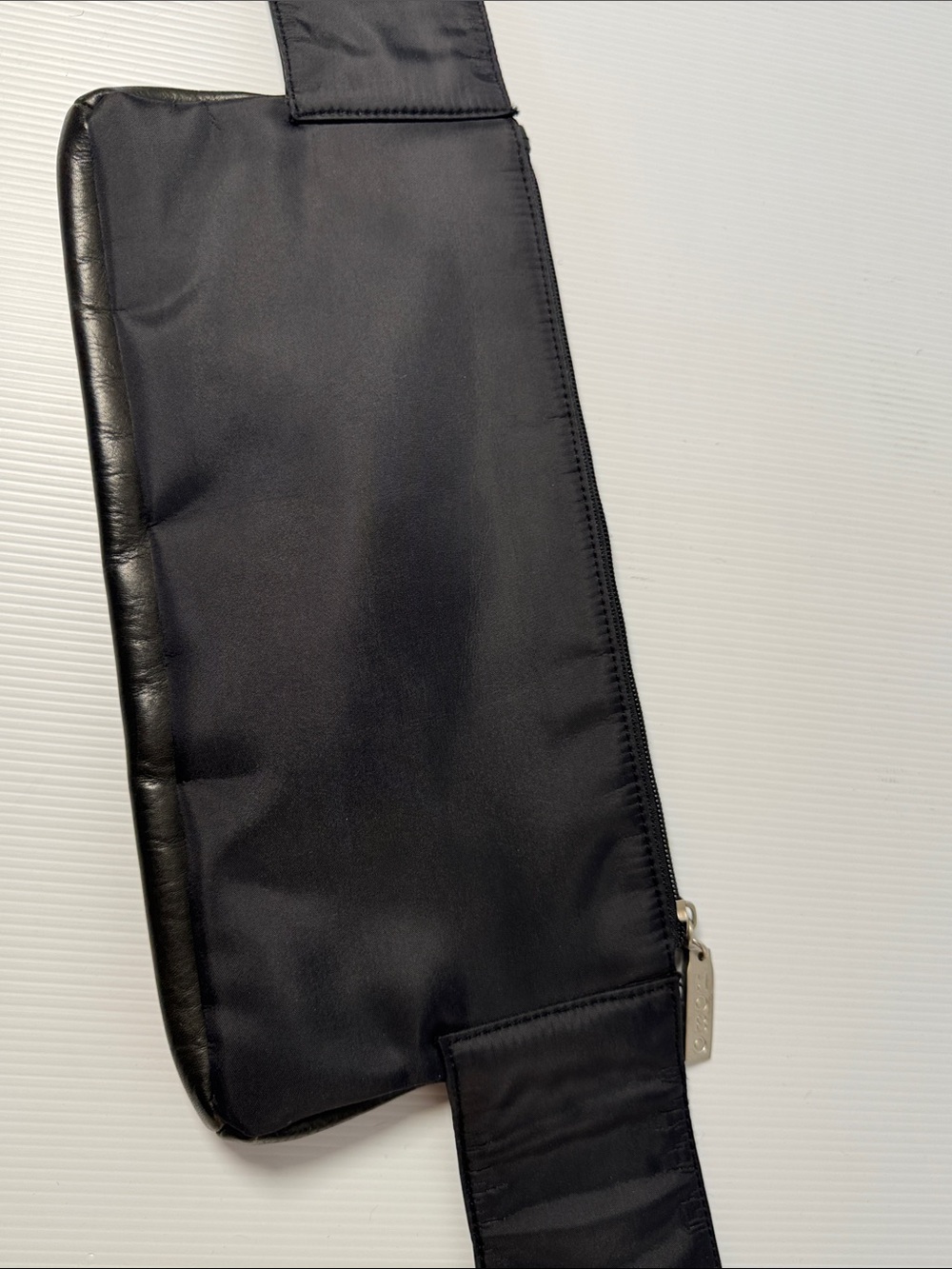 HOBO International Vintage? Black Leather Waist Bag Fanny Pack Crossbody Clutch - Picture 12 of 13
